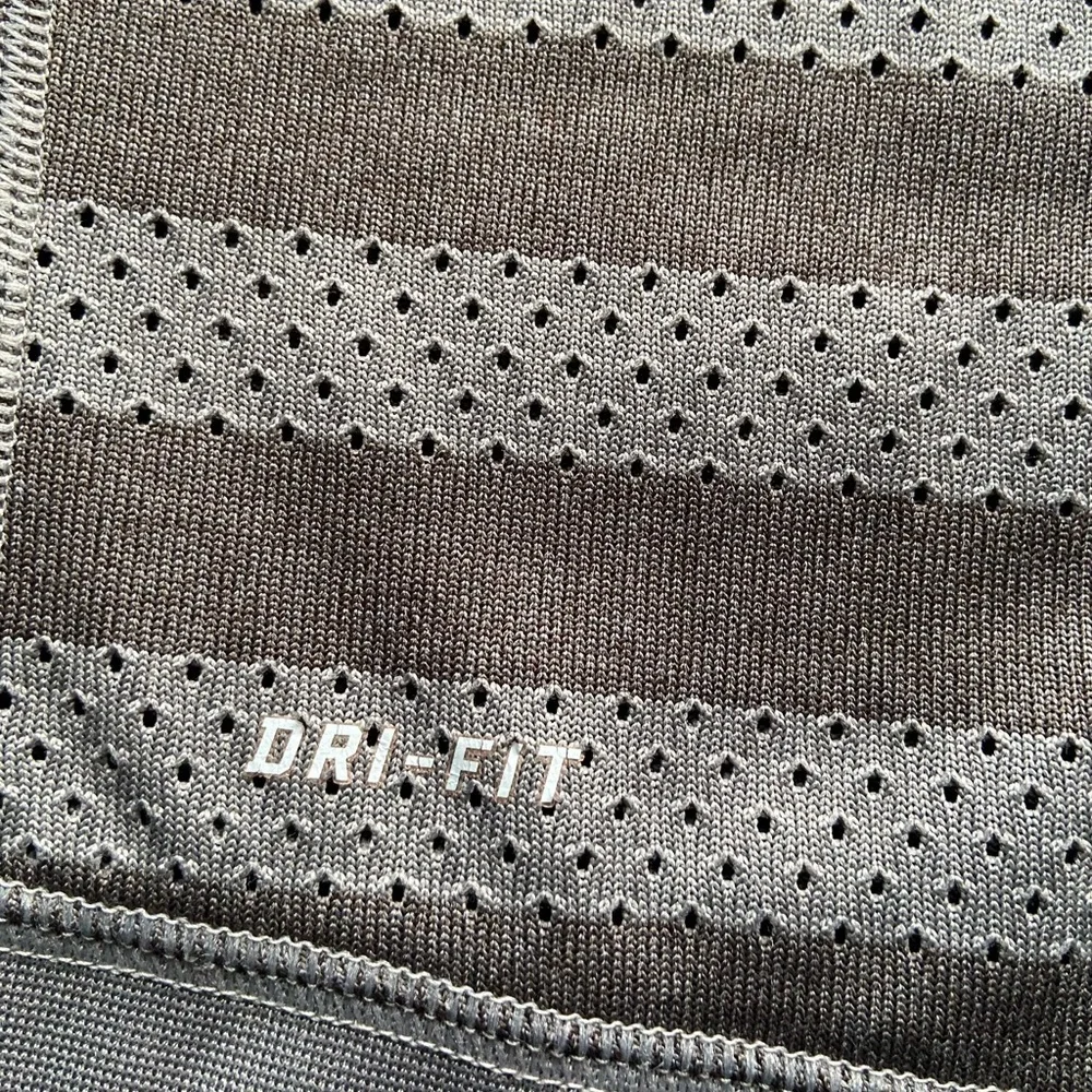Nike Epic Stripes Crewneck Top